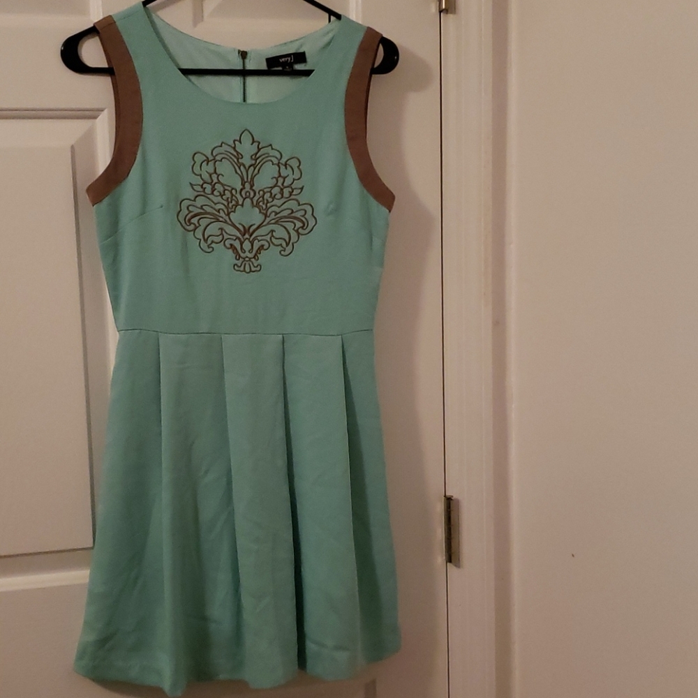 dressy dress